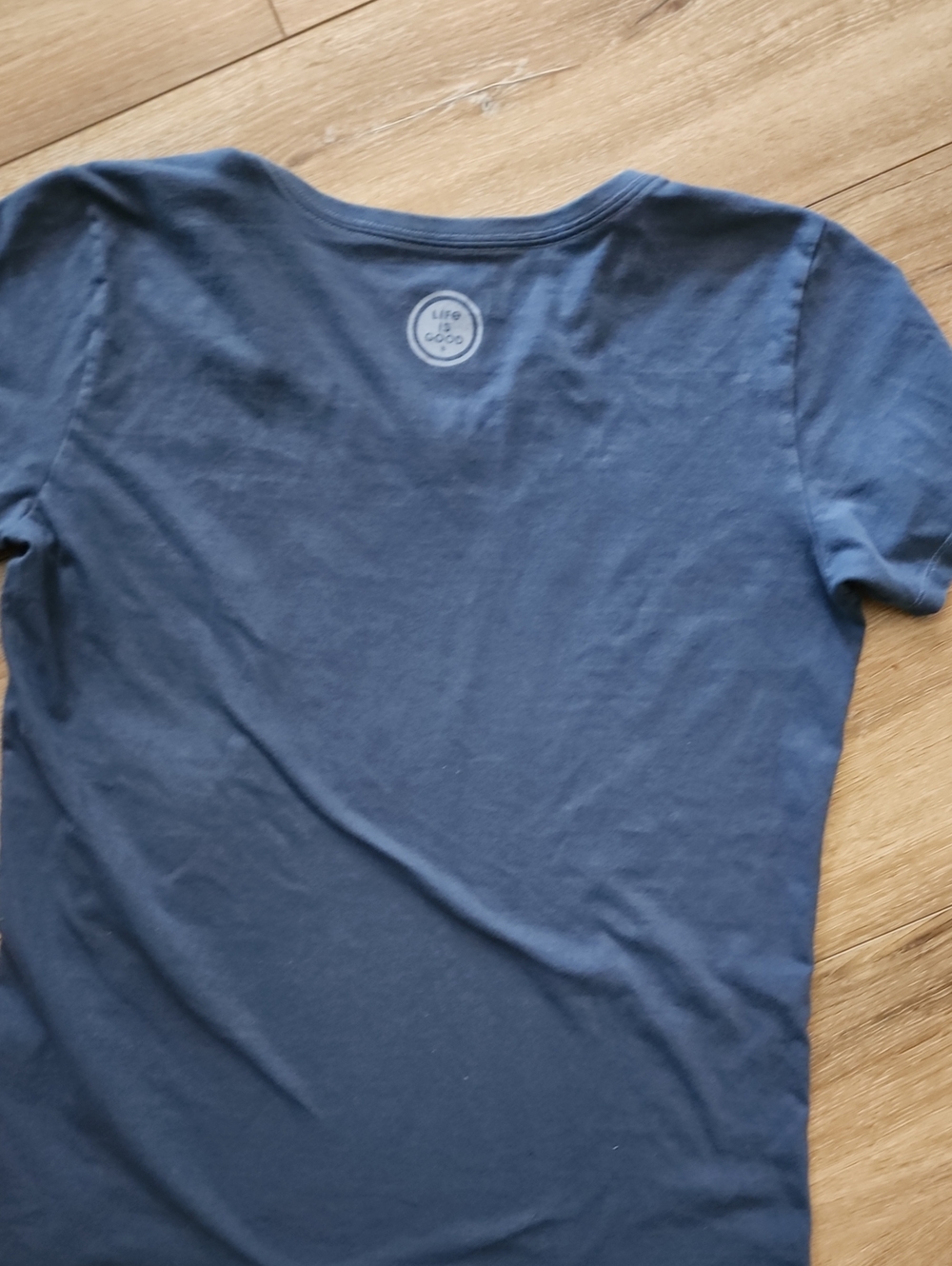Life Is Good Crusher V Neck Tee - Picture 4 of 4
